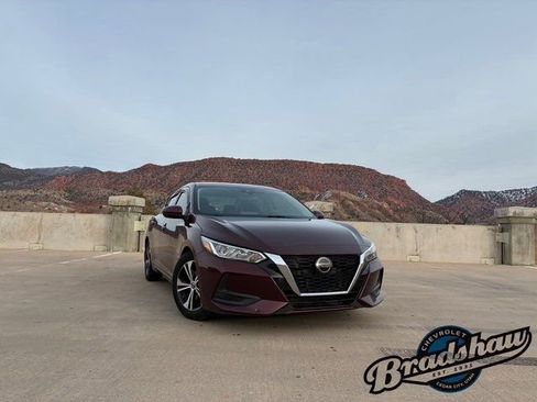 Used 2021 Nissan Sentra SV image 2