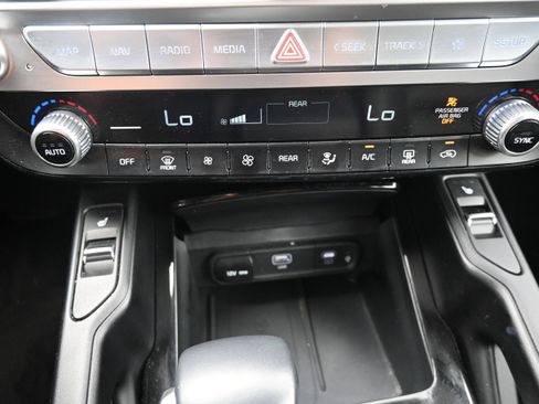 Used 2024 Kia Telluride S w/ S Sunroof Package AWD/4WD image 16