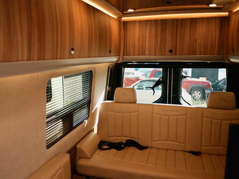 Used 2022 Mercedes-Benz Sprinter 3500 image 23