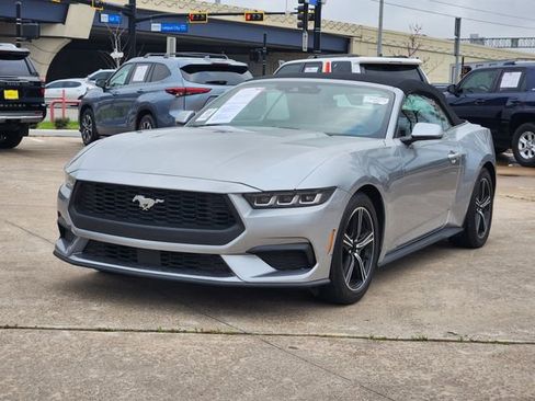 Used 2024 Ford Mustang Premium RWD image 3