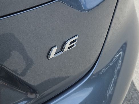 Used 2024 Toyota Corolla LE FWD image 5
