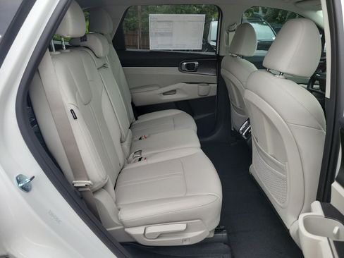 New 2026 Kia Sorento EX FWD image 12