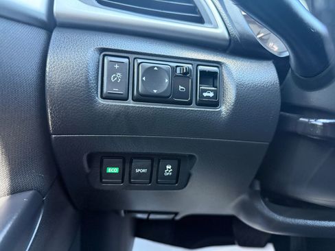 Used 2018 Nissan Sentra S FWD image 19