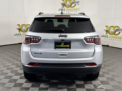 New 2026 Jeep Compass Latitude image 6