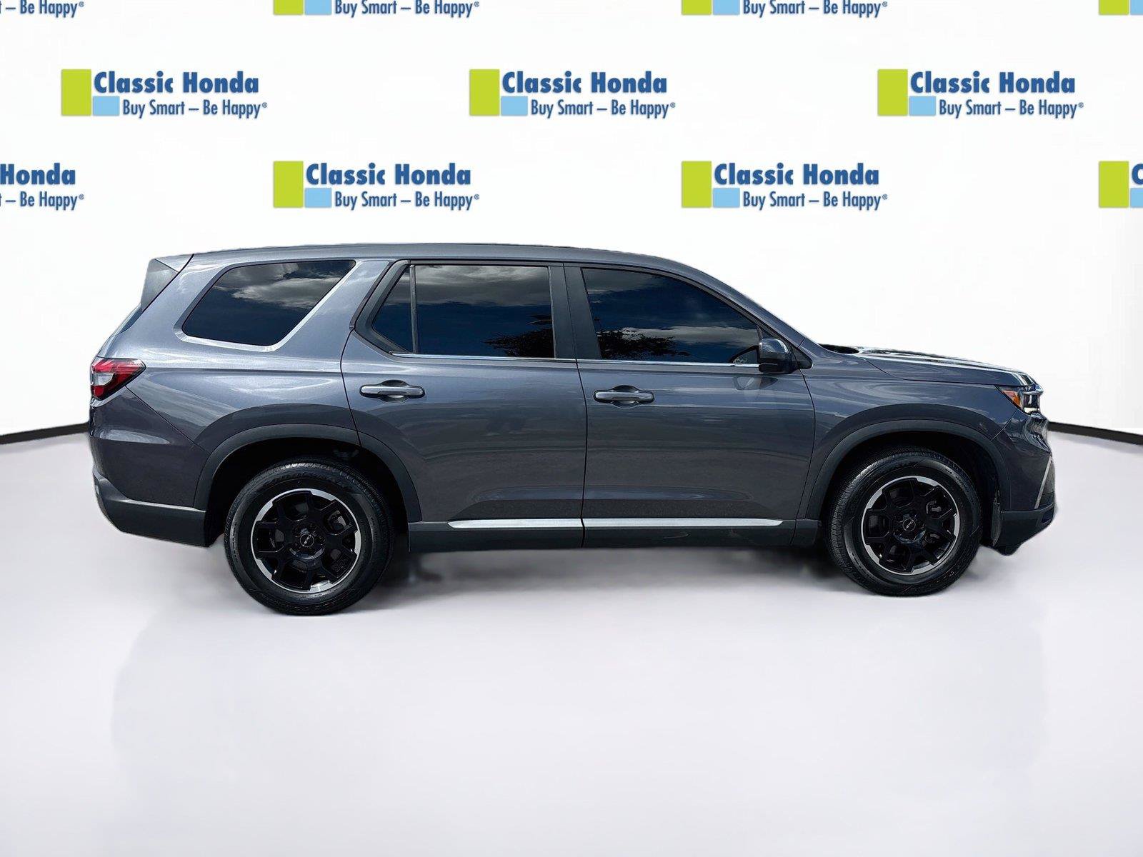 Certified 2025 Honda Pilot EX-L image 9