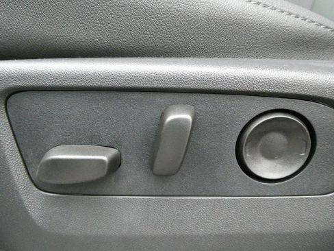 New 2026 Chevrolet Suburban Z71 w/ Z71 Off-Road Package image 25