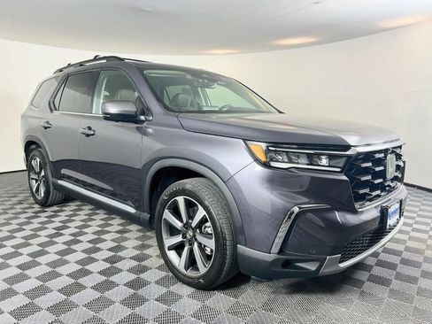 Certified 2023 Honda Pilot Elite image 9