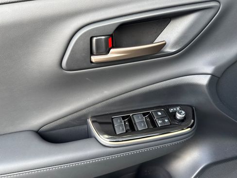 Certified 2026 Toyota Crown XLE image 10