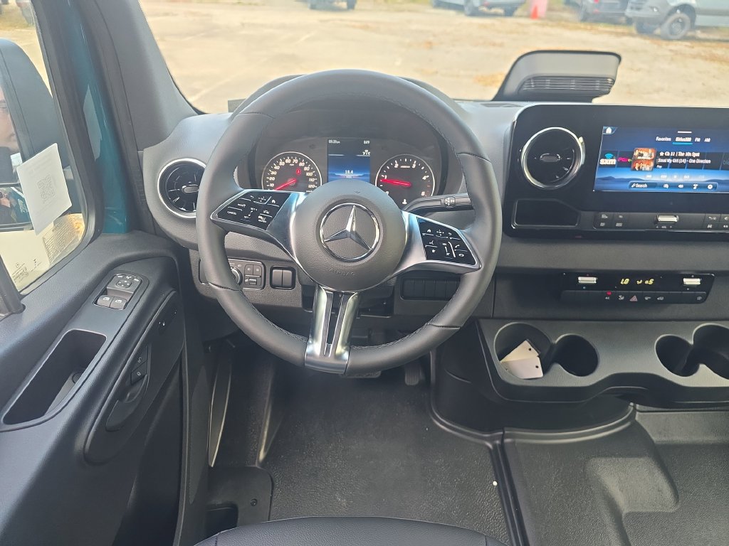 New 2026 Mercedes-Benz Sprinter 2500 image 14