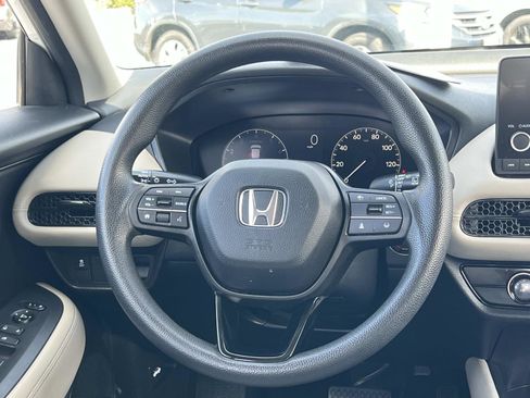 Used 2024 Honda HR-V LX image 8