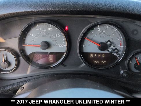 Used 2017 Jeep Wrangler Unlimited Sahara image 10