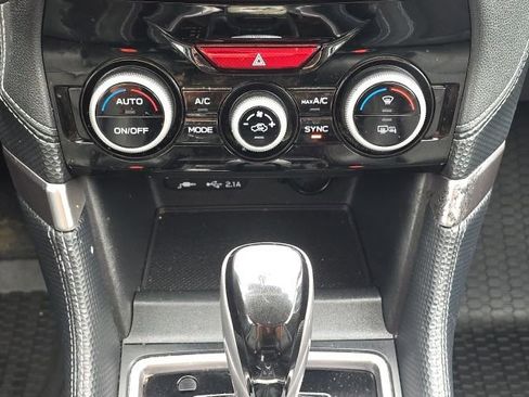 Used 2021 Subaru Forester Limited image 34