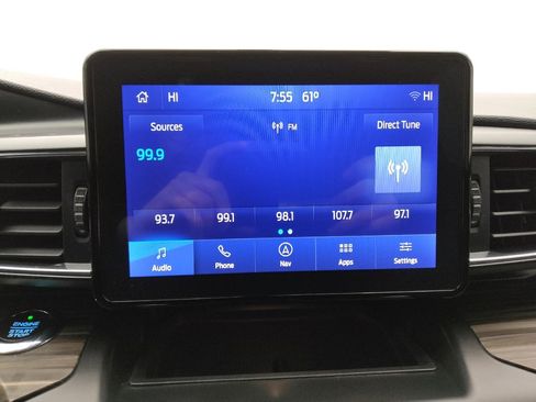 Used 2020 Ford Explorer Limited AWD/4WD image 25
