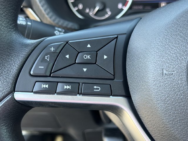 Certified 2024 Nissan Sentra SV FWD image 26