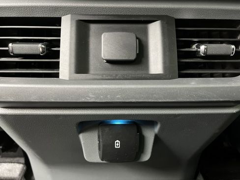 Used 2022 Ford F150 XLT w/ Max Trailer Tow Package image 12