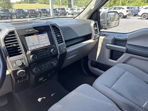 Used 2017 Ford F150 XLT w/ Equipment Group 302A Luxury AWD/4WD image 11