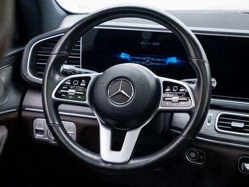 Used 2022 Mercedes-Benz GLS 450 4MATIC w/ AMG Line Exterior image 12