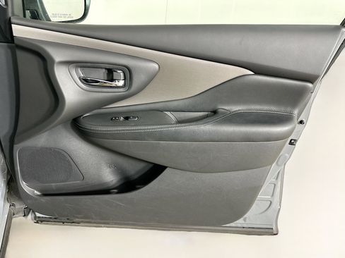 Used 2024 Nissan Murano SV w/ SV Midnight Edition Package image 31