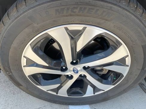 Used 2020 Subaru Outback Limited w/ Popular Package #2 AWD/4WD image 7