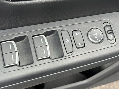 Used 2026 Honda CR-V Sport Touring image 15