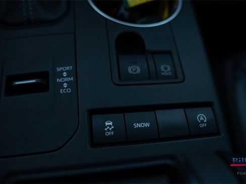 Used 2022 Toyota Highlander XSE image 12