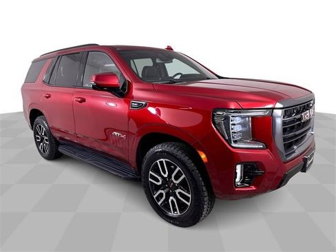 Used 2024 GMC Yukon AT4 w/ Technology Package image 2