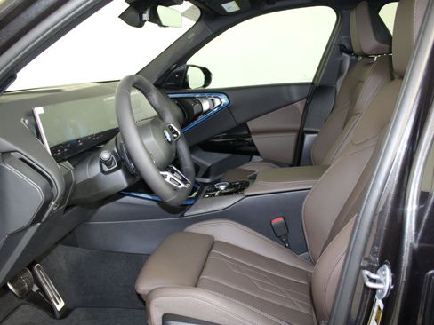 New 2026 BMW X3 xDrive30 w/ M Sport Package image 24