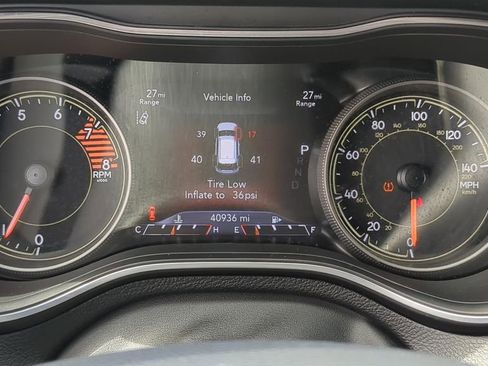 Used 2022 Jeep Cherokee Trailhawk w/ Technology Group B image 25