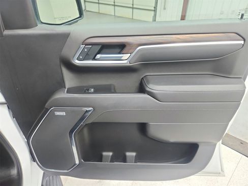 Used 2022 GMC Sierra 1500 SLT w/ SLT Premium Plus Package image 43