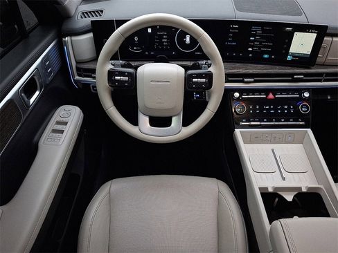 Used 2024 Hyundai Santa Fe Limited image 13