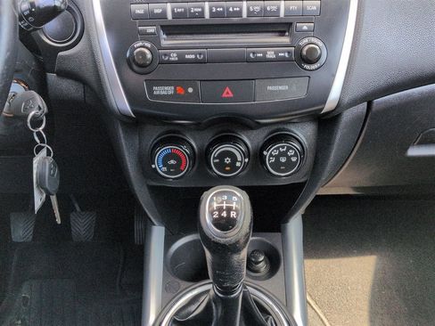 Used 2011 Mitsubishi Outlander Sport ES FWD image 23