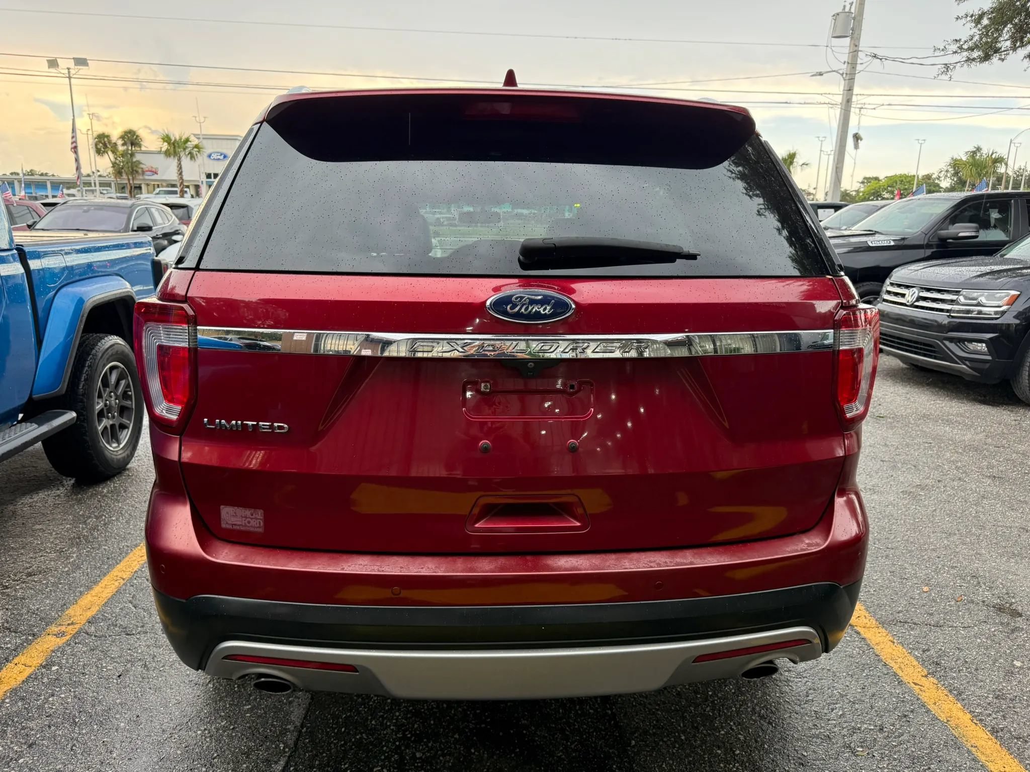 Used 2017 Ford Explorer Limited FWD image 6