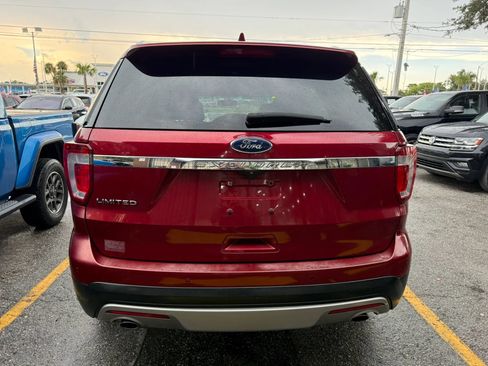 Used 2017 Ford Explorer Limited FWD image 6