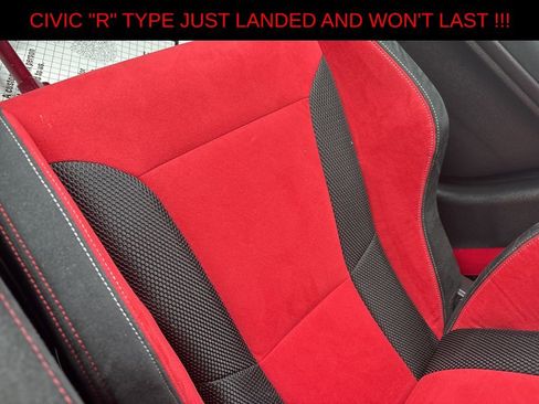 Used 2017 Honda Civic Type R image 16