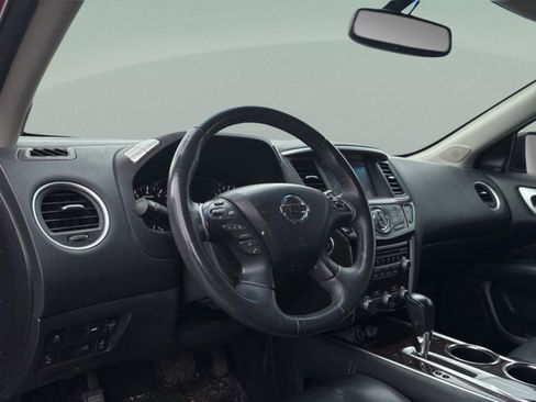 Used 2015 Nissan Pathfinder SL w/ SL Tech Package image 23