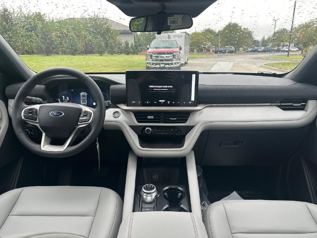 New 2027 Ford Explorer Active w/ Active Comfort Package AWD/4WD image 4