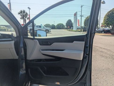 Used 2025 Honda Odyssey EX-L image 29