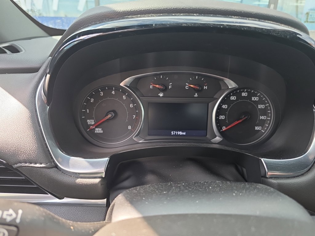 Used 2023 Chevrolet Traverse LT FWD image 6