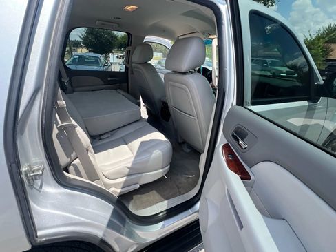 Used 2014 Chevrolet Tahoe LT w/ Luxury Package image 20