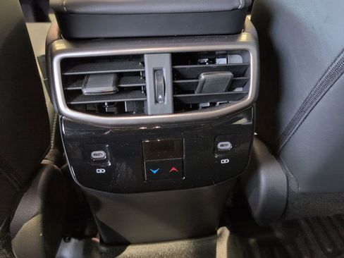 Used 2024 Lexus RX 350 w/ Convenience Package AWD/4WD image 32