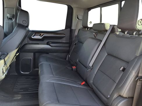 Used 2024 GMC Sierra 1500 Elevation w/ Elevation Premium Package AWD/4WD image 28