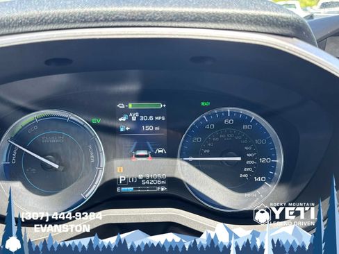 Used 2020 Subaru Crosstrek Hybrid w/ Moonroof Package w/Navigation AWD/4WD image 26