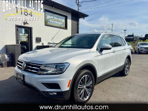 Used 2018 Volkswagen Tiguan SEL AWD/4WD image 1