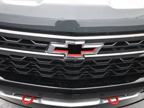 Used 2025 Chevrolet Silverado 1500 ZR2 w/ Technology Package AWD/4WD image 42