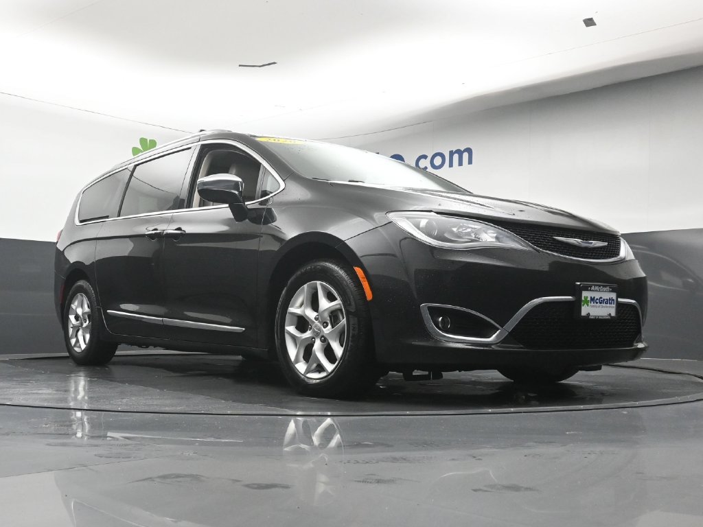Used 2020 Chrysler Pacifica Limited FWD image 26