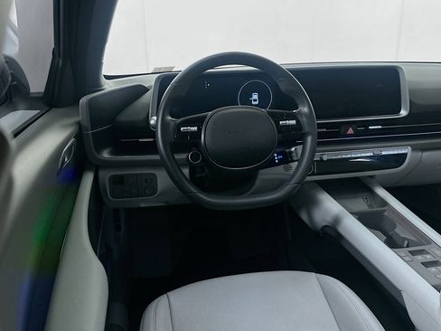 Used 2024 Hyundai Ioniq 6 SEL RWD image 17