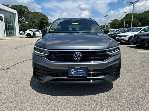 Certified 2024 Volkswagen Tiguan SE R-Line AWD/4WD image 2