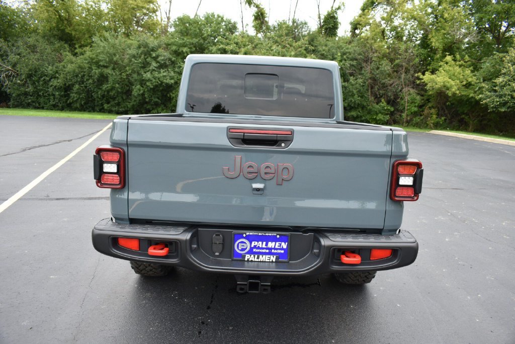 New 2026 Jeep Gladiator Rubicon w/ Steel Power Dome Hood Package AWD/4WD image 7