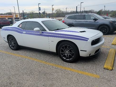 Used 2018 Dodge Challenger GT image 2