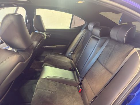 Used 2018 Acura TLX V6 w/ Technology & A-SPEC Pkg FWD image 29